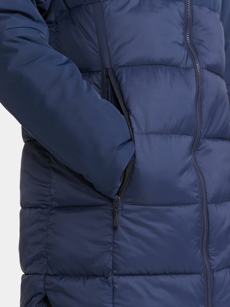 Naisten CORE Evolve Isolate Parkas Toppatakki